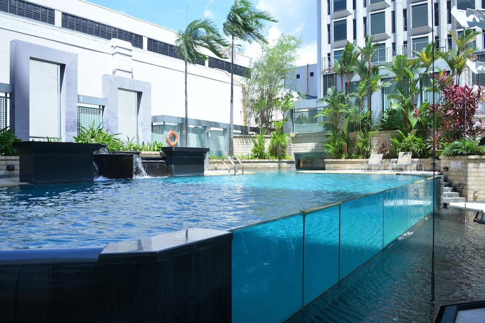 Wyndham Khách sạn 5*