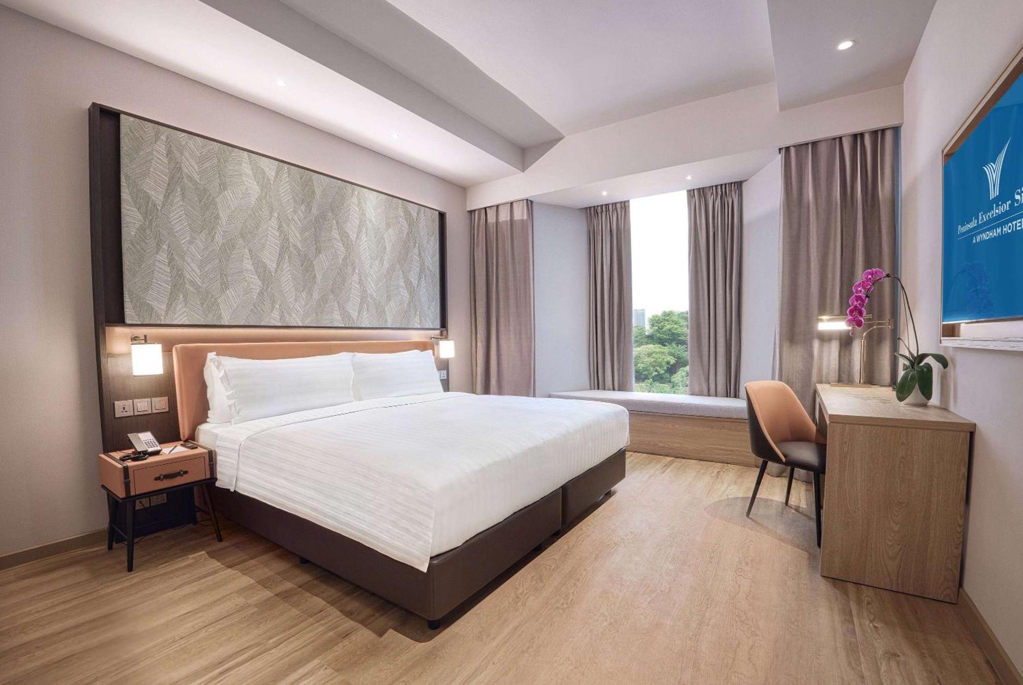 Khách sạn Wyndham 5*